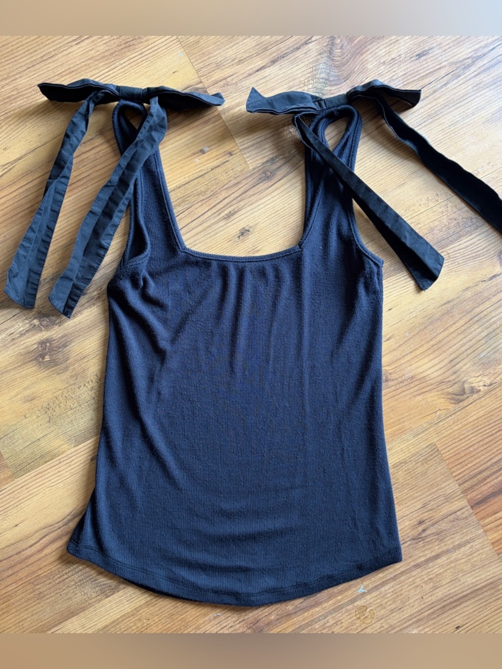 Summersalt Black Tie-Shoulder ribbed Tank Top - Women's M